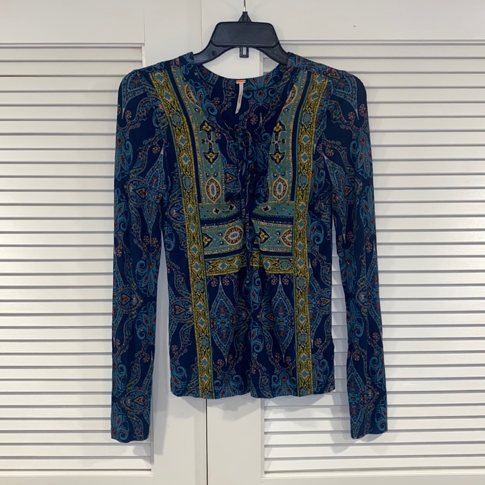 Free People Long Sleeve Top Size Small